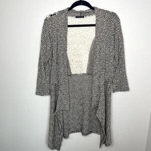 Sweet Claire Gray & White Lace Back 3/4 Sleeve Flowy Cardigan Sweater Sz Medium